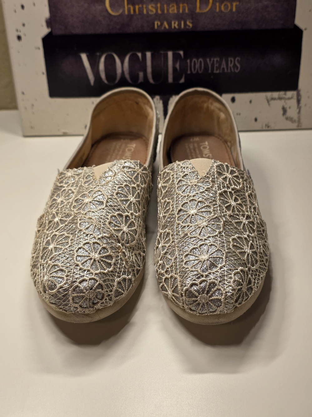 Toms Slip-On Floral Crochet Flats in Light Beige and Silver